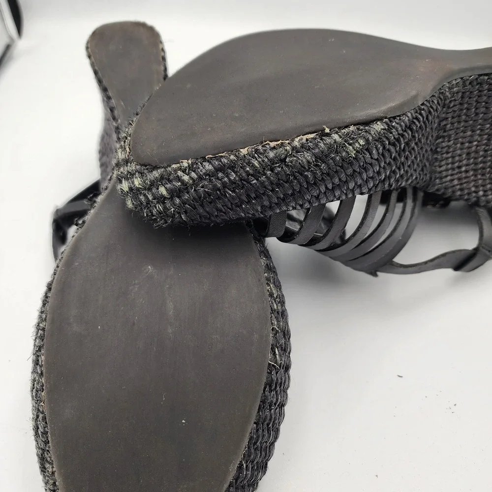 Bass Black Leather Strappy Wedge Sandal Size‎ 7M Hook & Loop Slightly Used